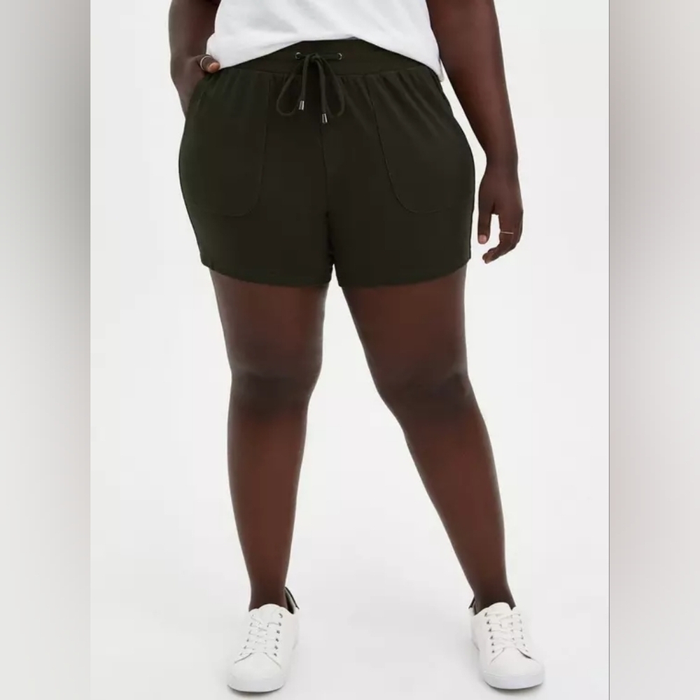 Torrid Black Knit Ponte Pull On Shorts 3x New